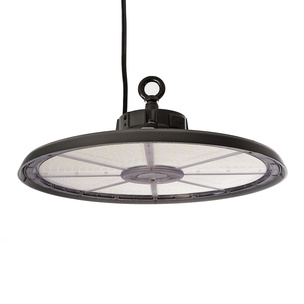 Hallen&shy;strahler bei Elektro Harry Freiberg GmbH in Döbeln